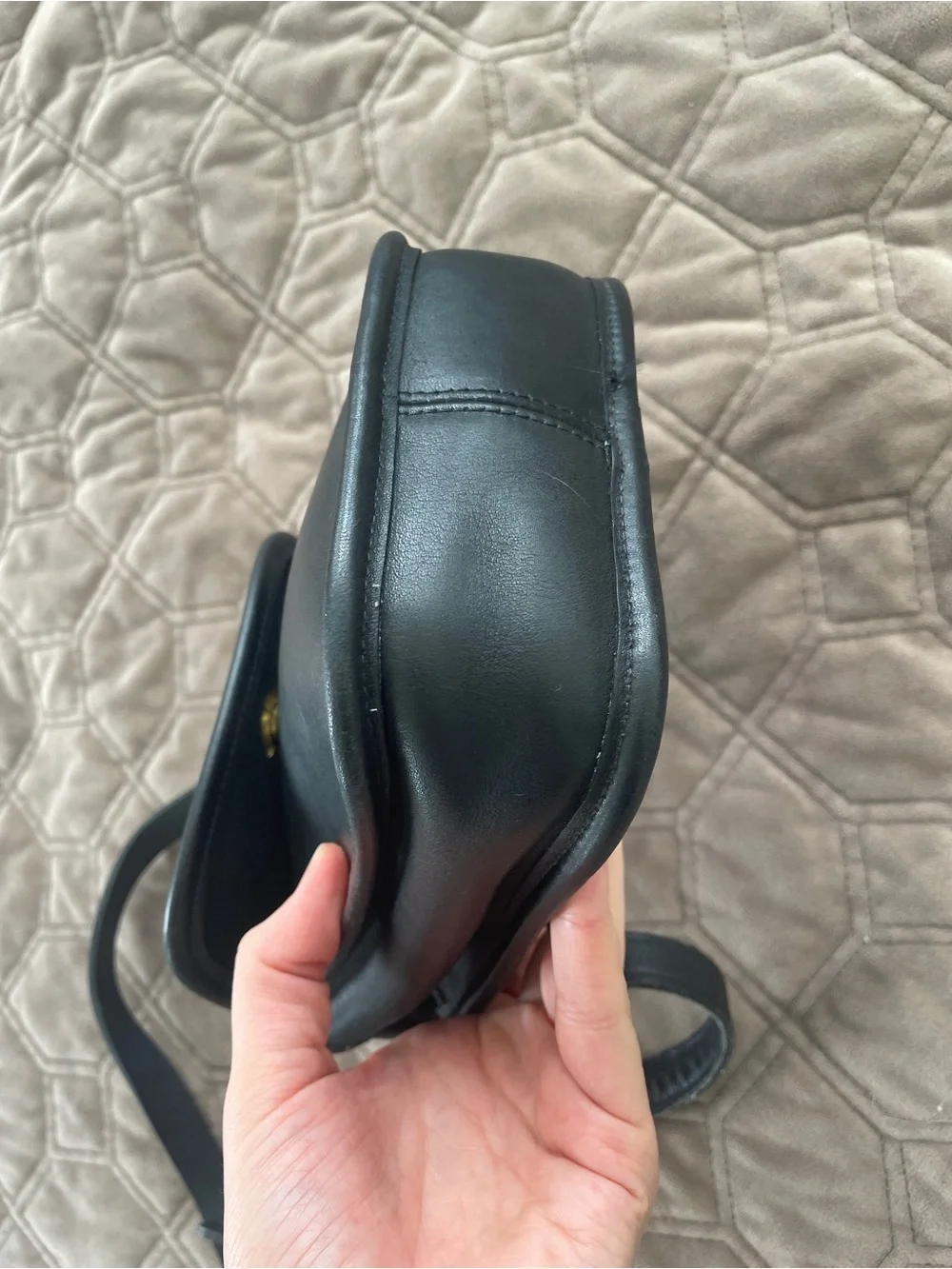 Vintage Coach Black Sidepack Style 9978